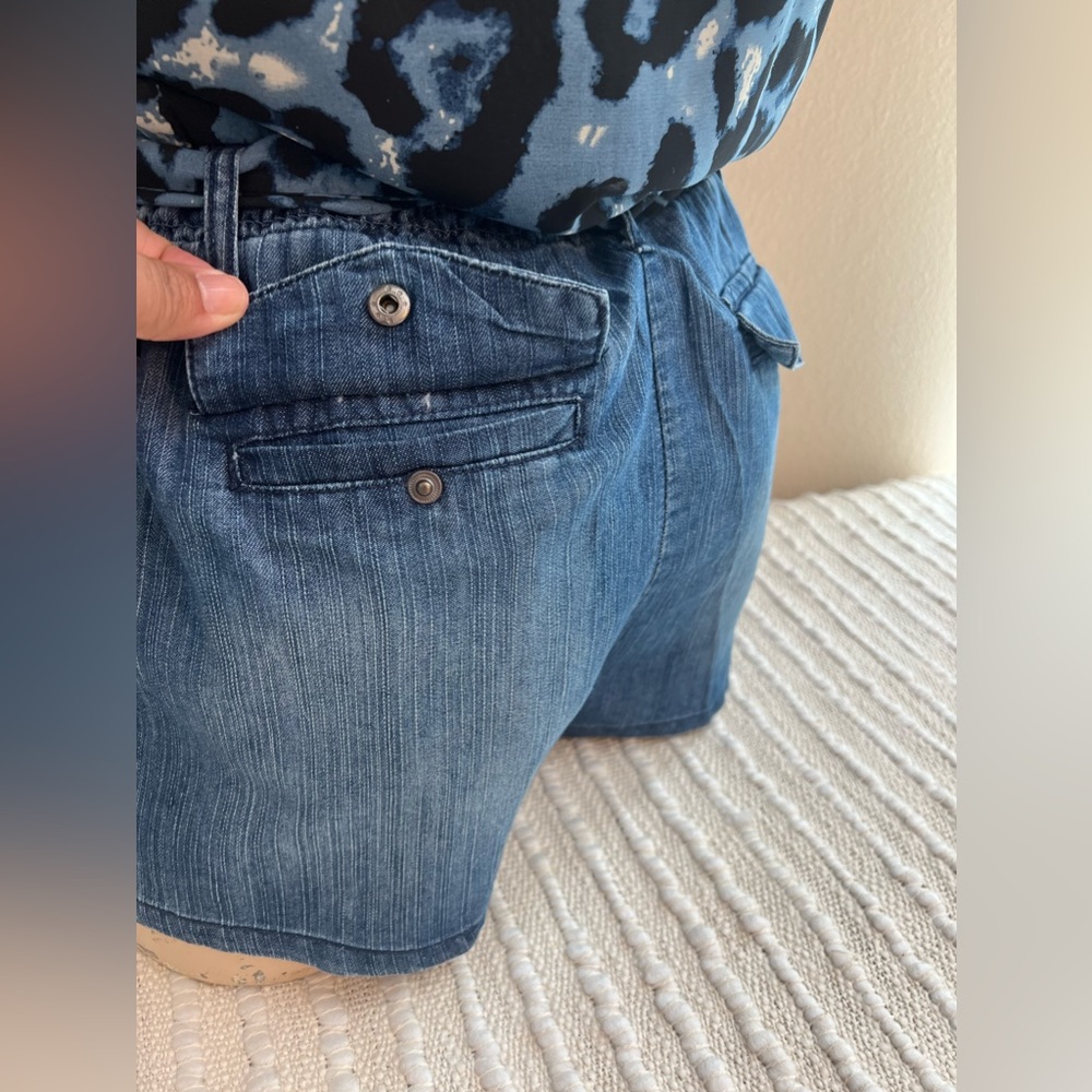 Blue Animal Print Denim Romper Size Medium - Picture 4 of 7